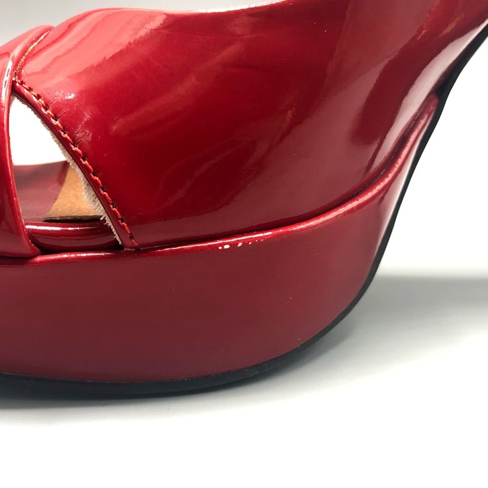 G by Guess Missie Red Leather Heels Size 7M - Picture 8 of 15